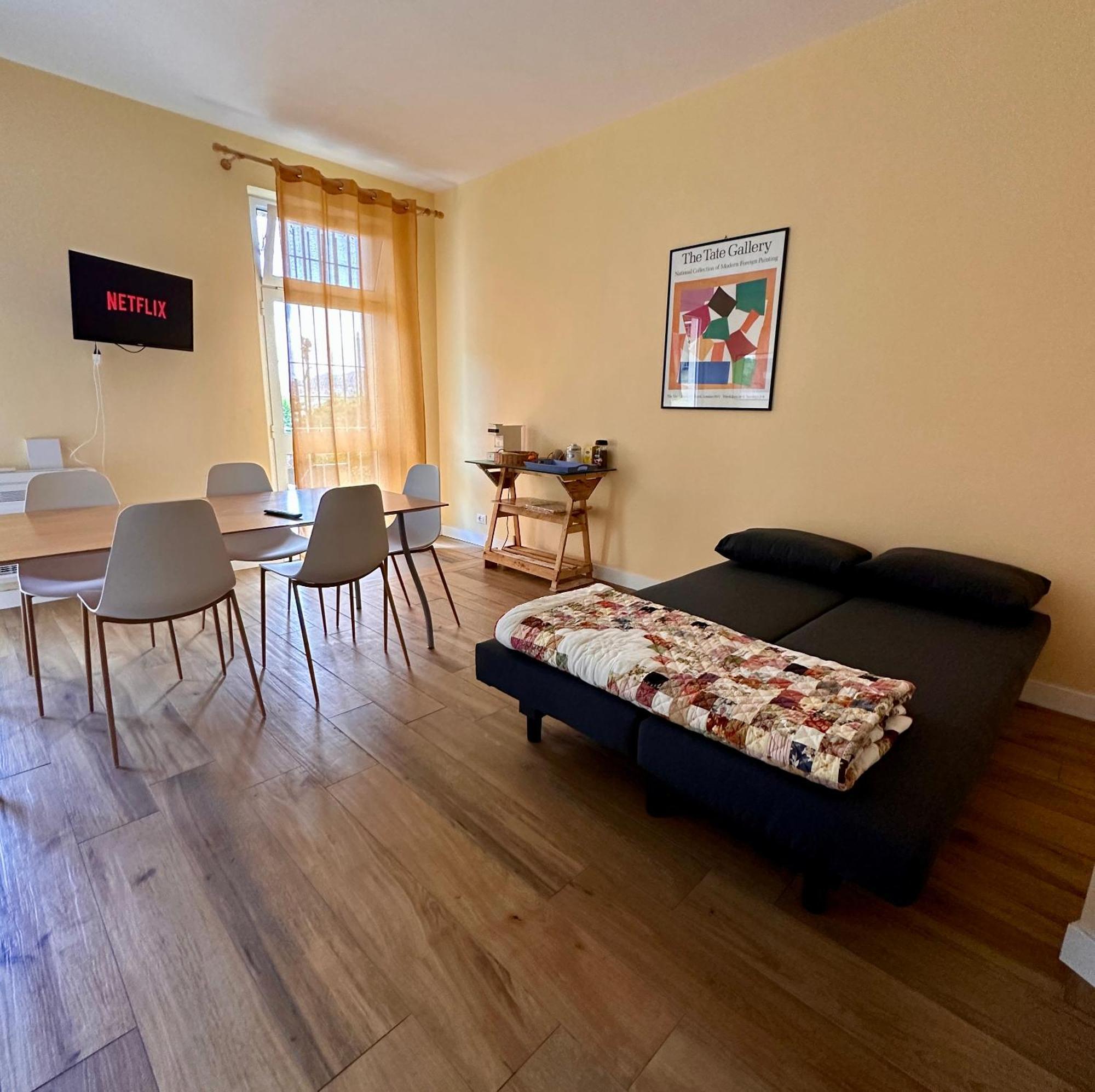 Libeccio 1 - Holiday Home & Parking Lerici Exterior photo